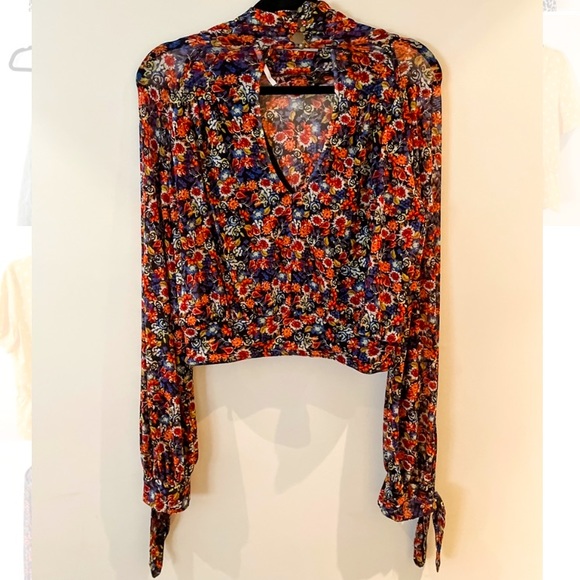 FREE PEOPLE Cropped Floral Blouse 🌺 - Picture 1 of 2